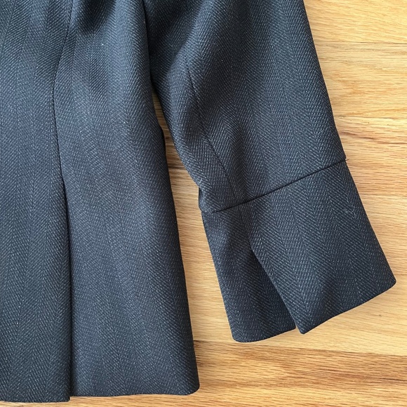 Theory Blazer in Virgin Wool Size 4 - Picture 5 of 12